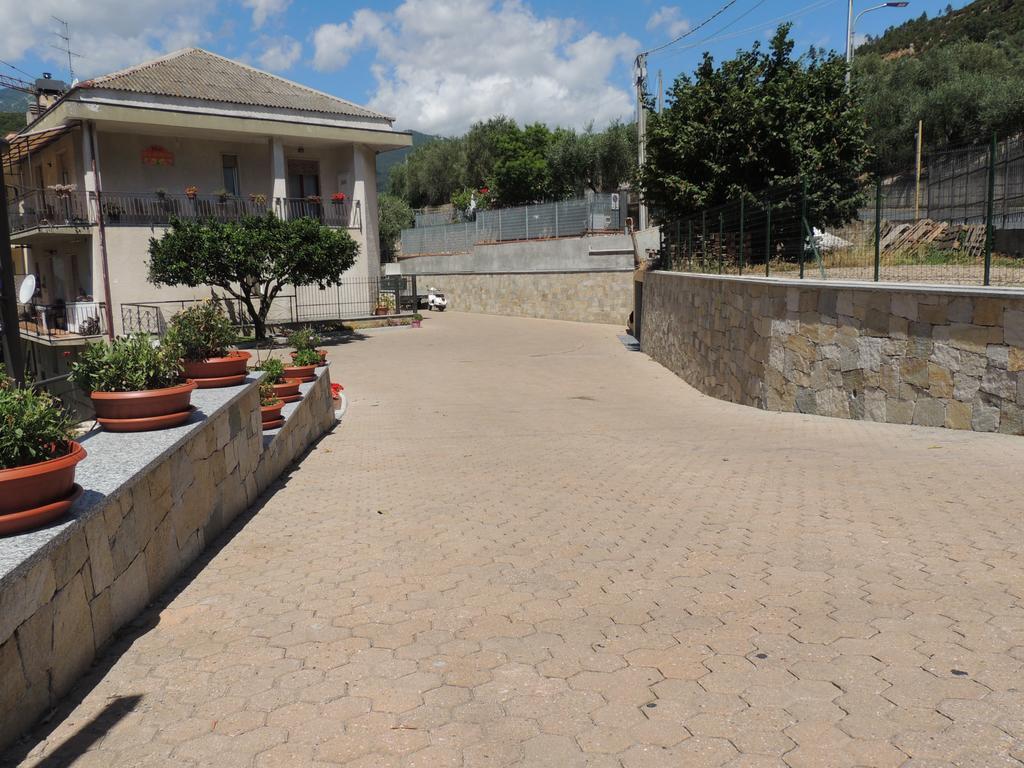 Gli Agrumi Giustenice Εξωτερικό φωτογραφία